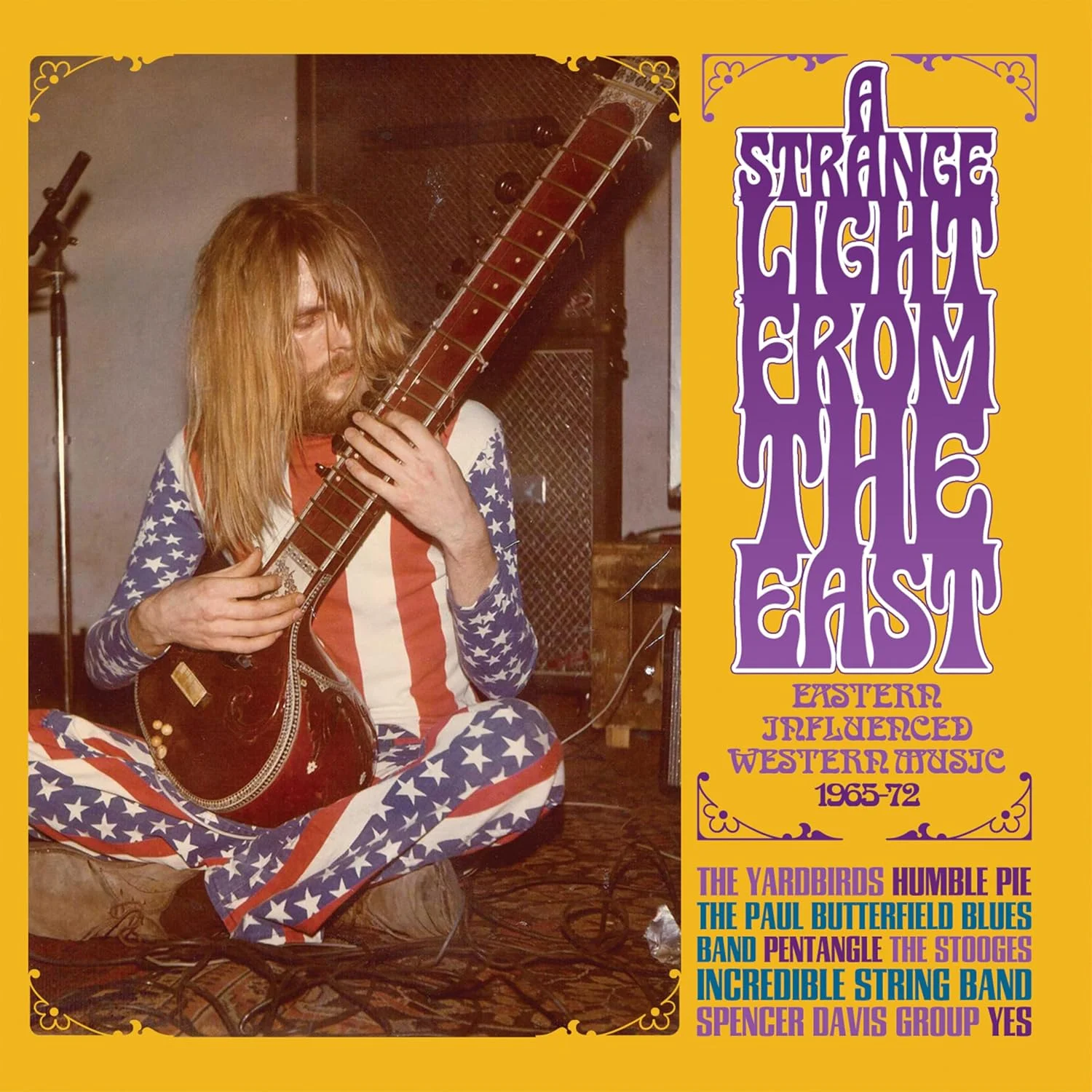 Varios – a Strange Light From The East: Eastern Influenced Western Music 1965-72 / Various (Box set · 3 CD)